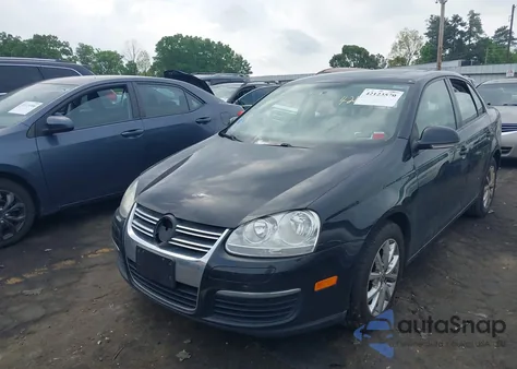 2010 Volkswagen Jetta Limited Edition from USA, damaged, VIN 3VWRZ7AJ7AM162121